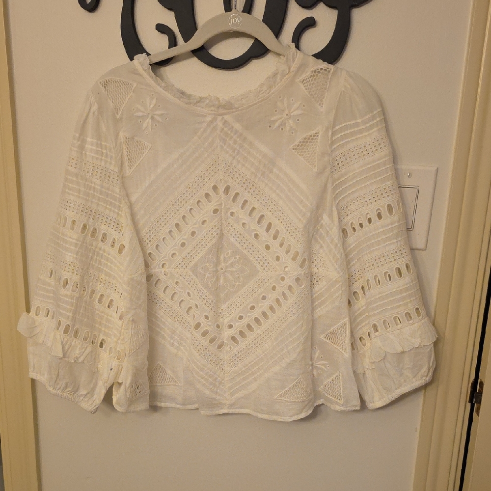 Elegant White Lace Women's Top